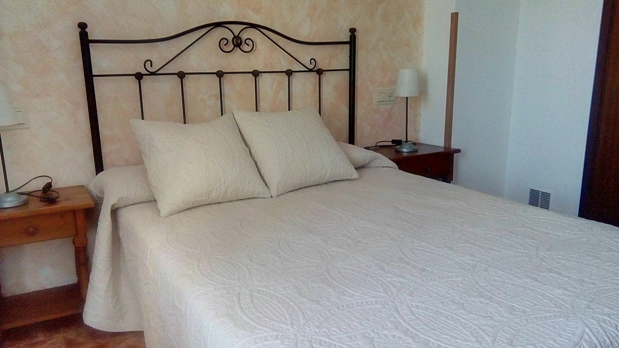 Apartamentos Rurales Ovio Llanes Extérieur photo